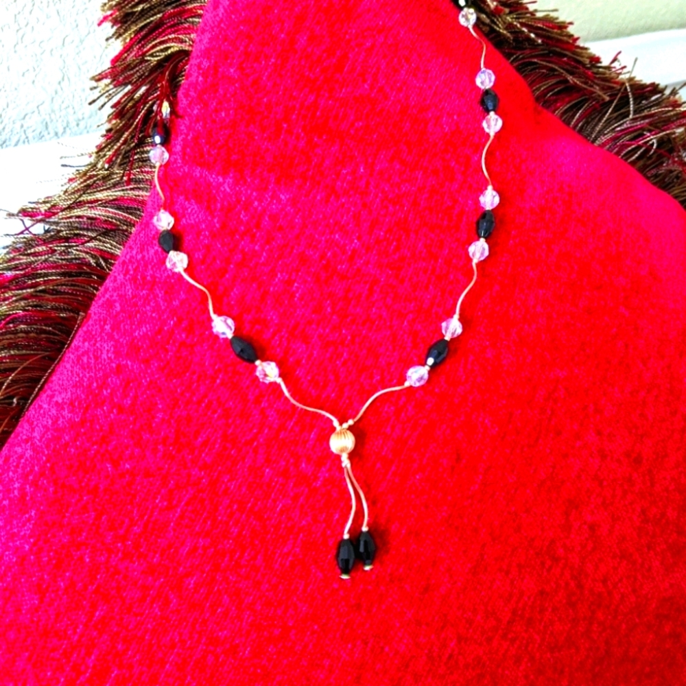 14K 💛 GOLD ELEGANT BLACK ONYX AND CRYSTALS NECKLACE